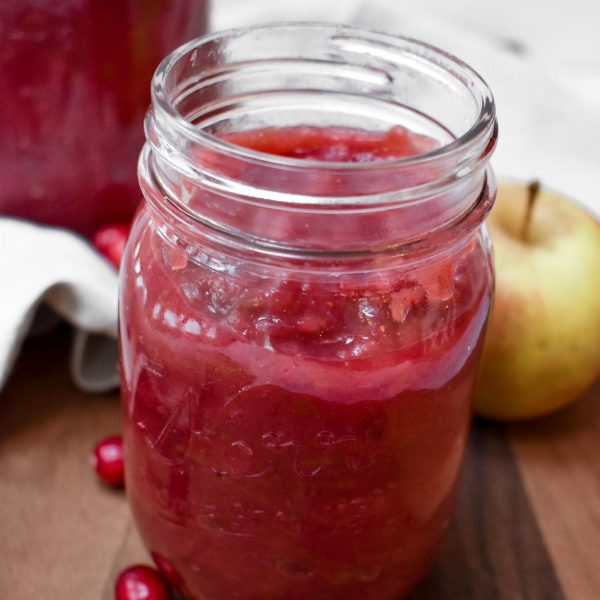 Easy 5-ingredient Cranberry Applesauce