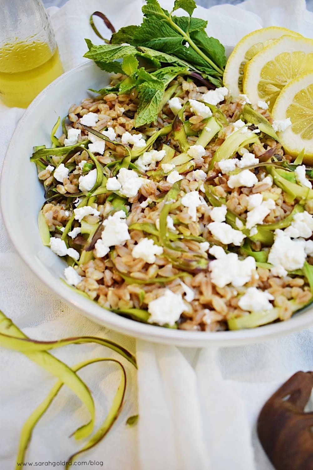 Lemony Asparagus and Farro Salad with Feta