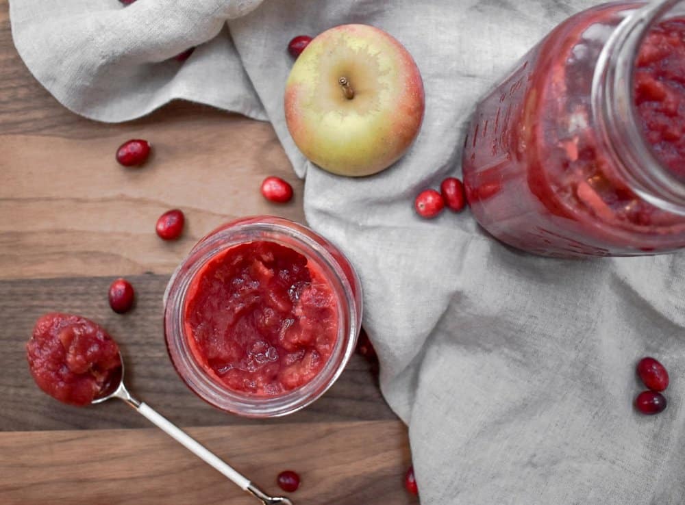 healthy cranberry applesauce.jpg